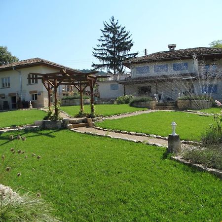 Guest House Biekorf Kostandenets المظهر الخارجي الصورة