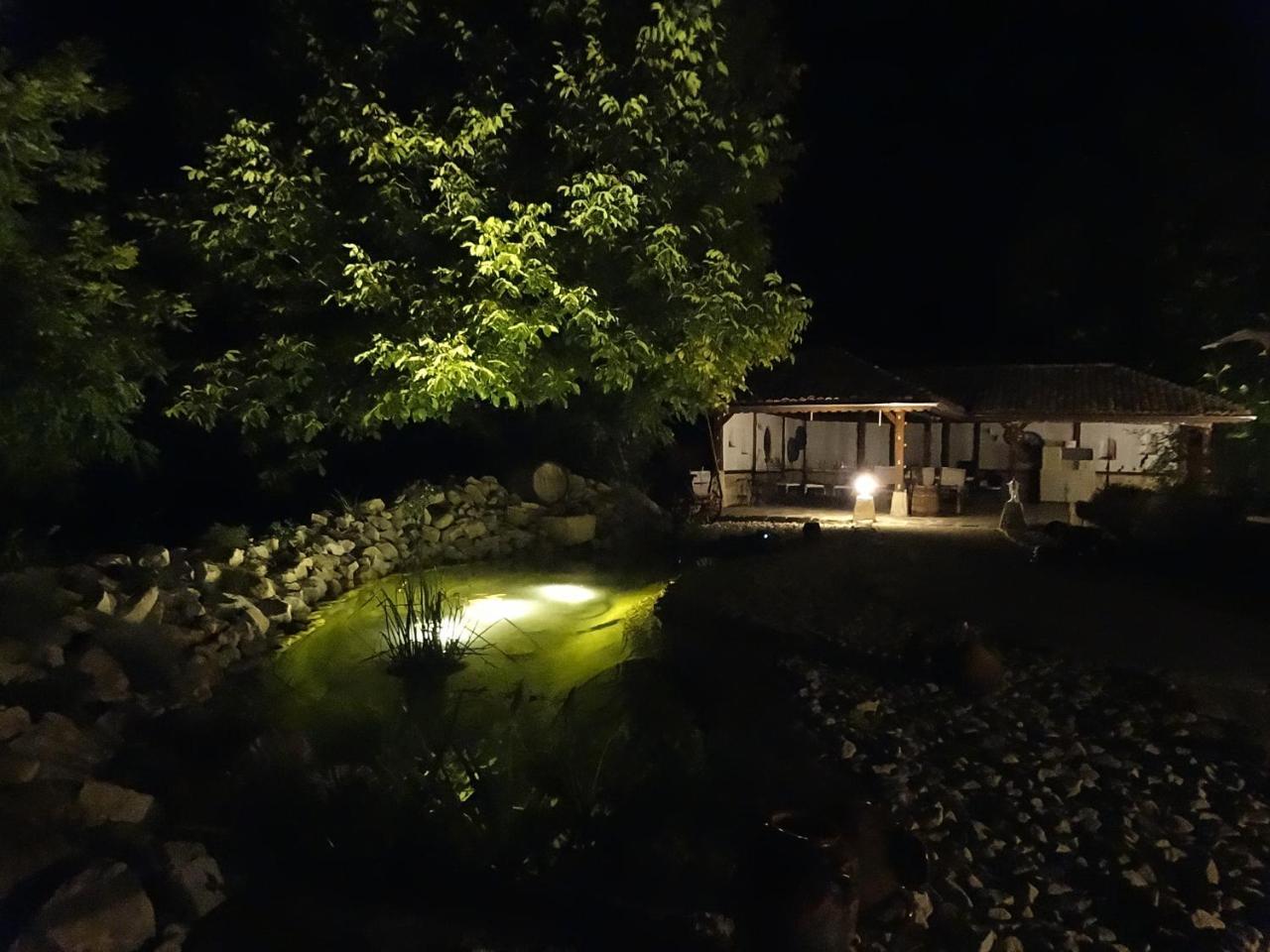 Guest House Biekorf Kostandenets المظهر الخارجي الصورة