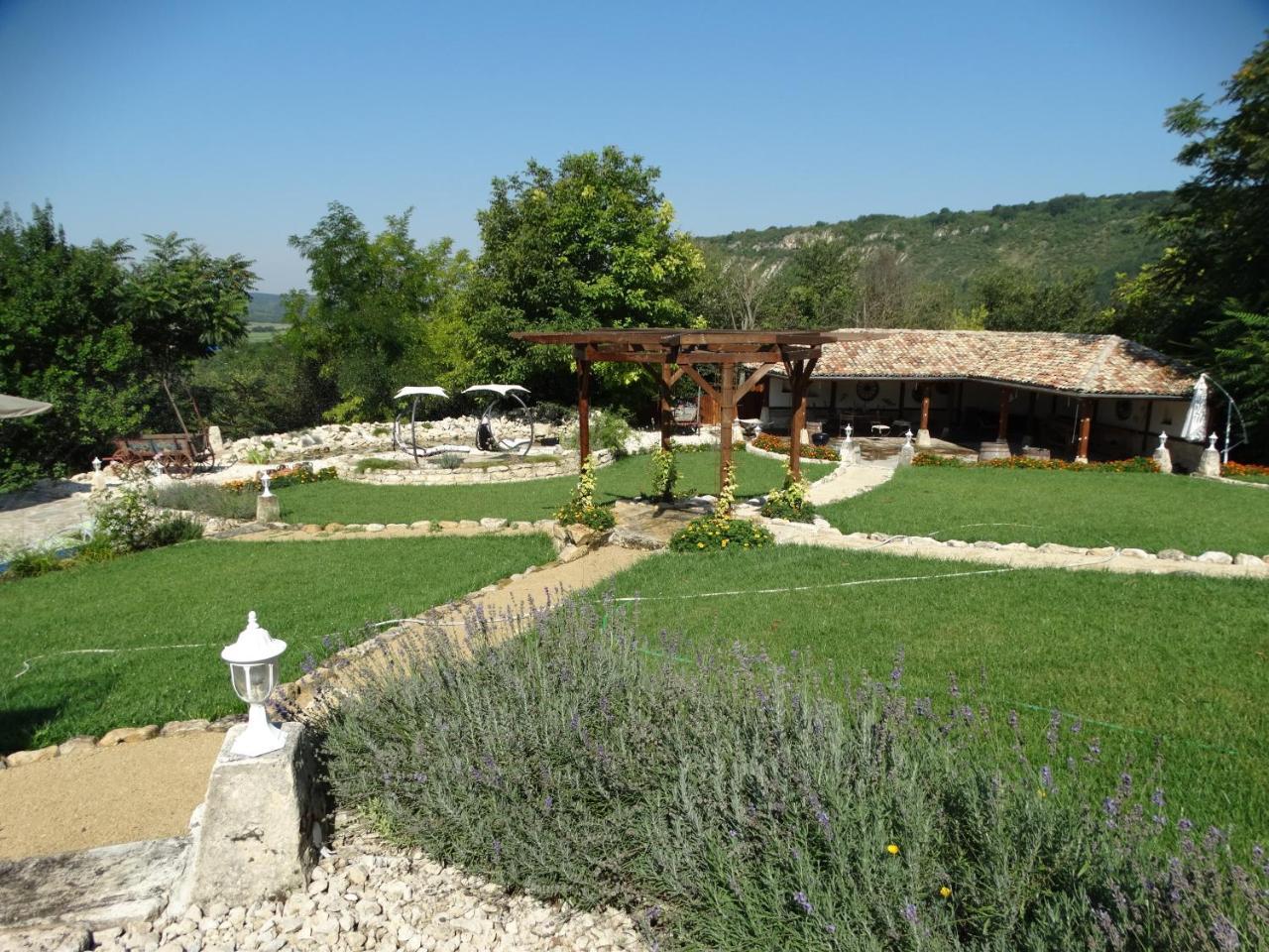 Guest House Biekorf Kostandenets المظهر الخارجي الصورة