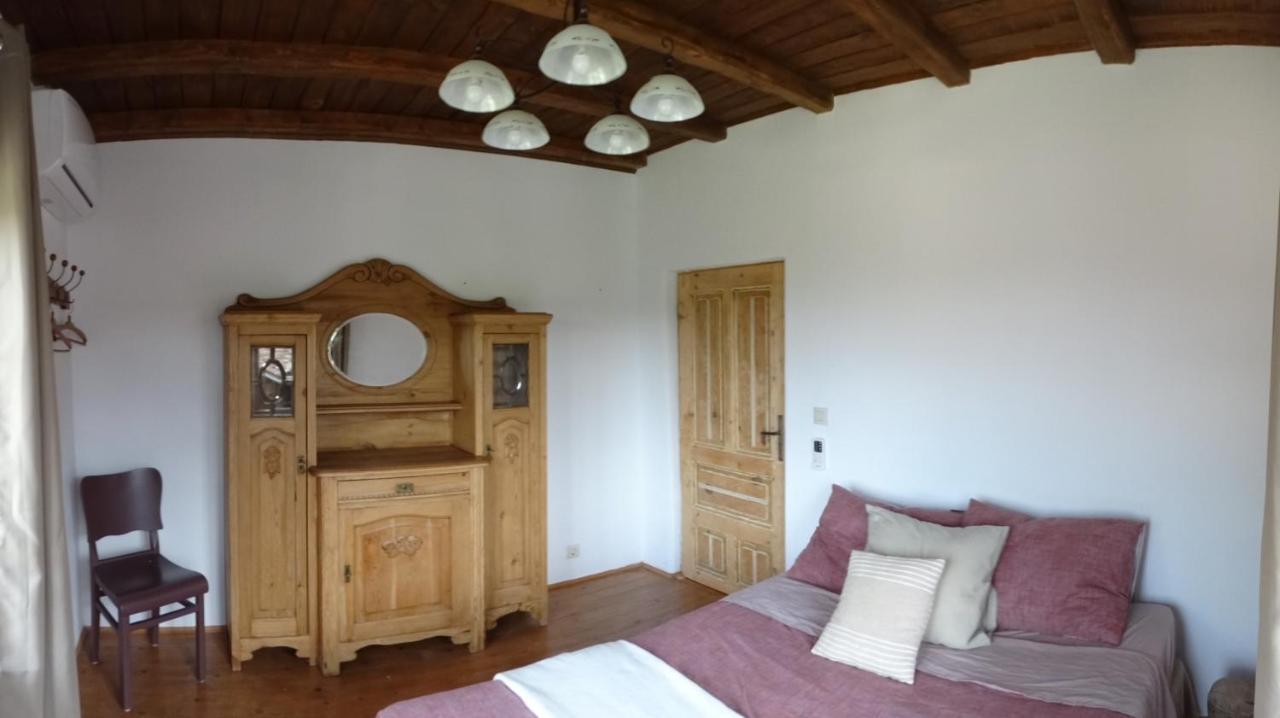 Guest House Biekorf Kostandenets المظهر الخارجي الصورة
